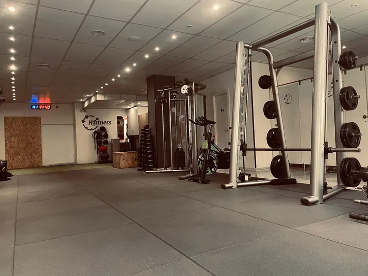 H FITNESS — Estudio de fitness en Mármoles (Centro), Málaga