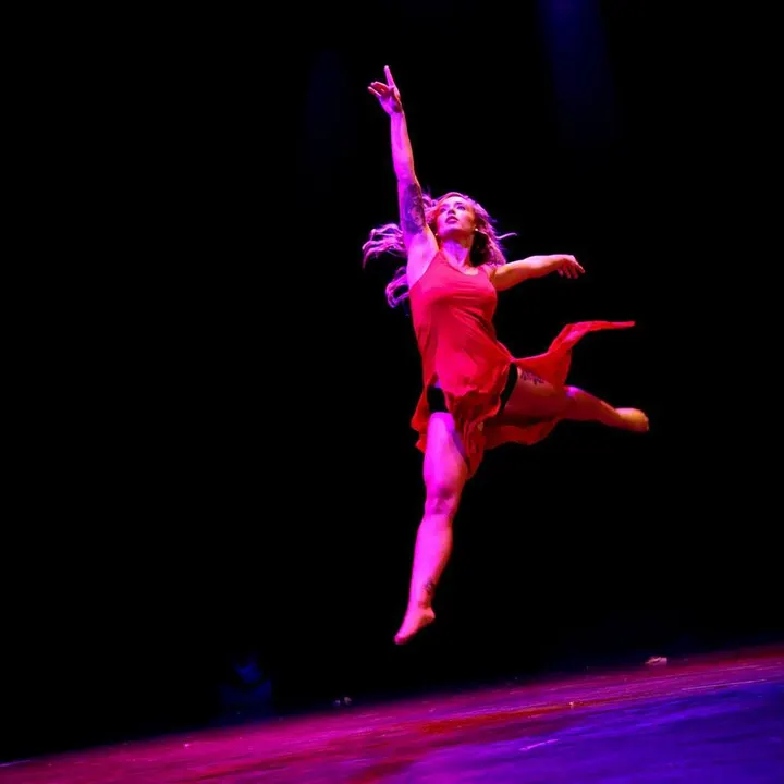 Arte Y Danza — Baile en Santiago de Vigo, Vigo