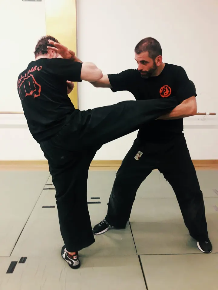 Academia Chuan-Fa — artes marciales-studio en Milagrosa-Arrosadia, Pamplona — 2