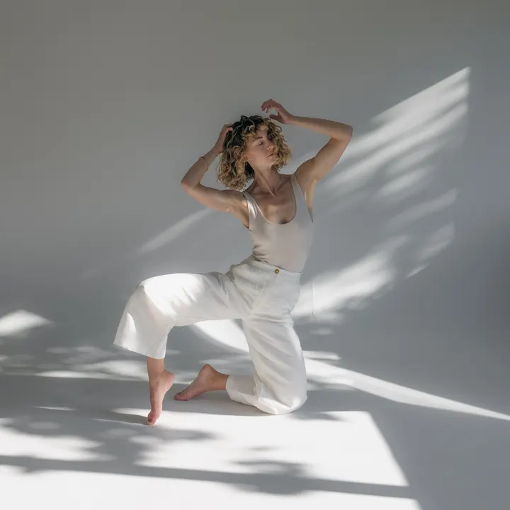 Liz Flows by Liz Ehrenecker — Yoga in Isarvorstadt, München