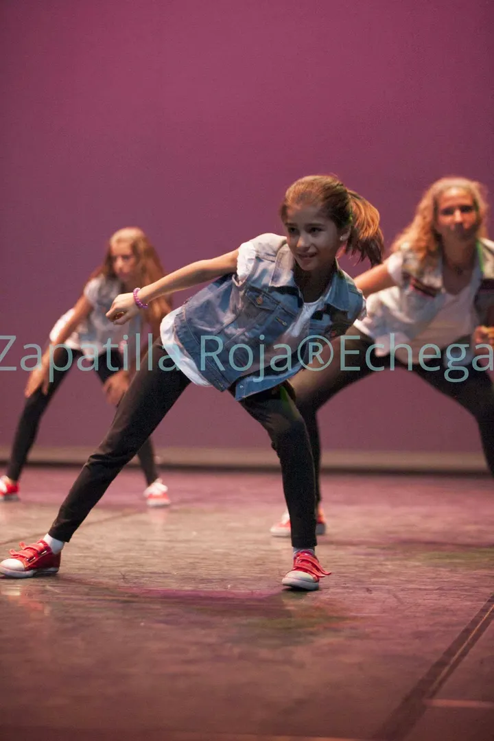 La Zapatilla Roja Danza — baile-studio en Castellón de la Plana — 2
