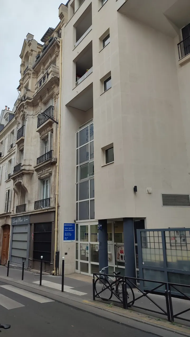 Centre Sportif La Tour d'Auvergne — arts martiaux-studio à Paris — 5