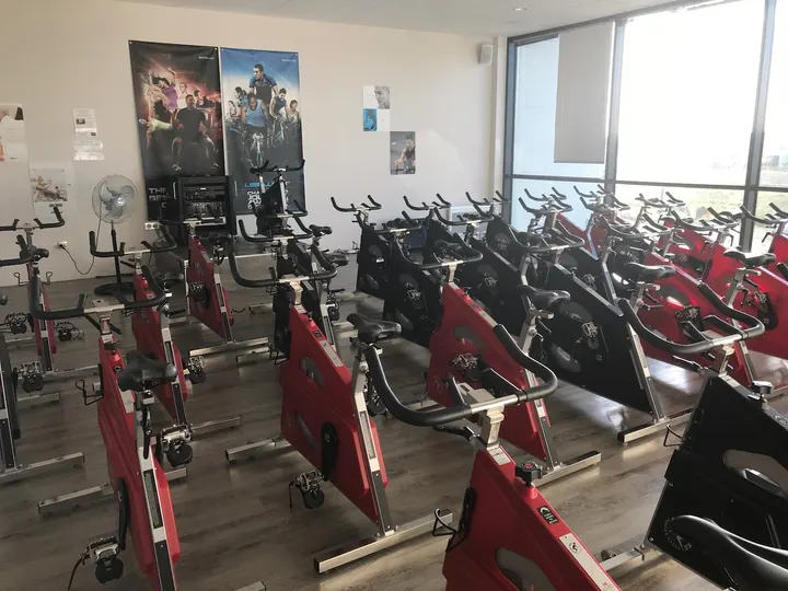 L'univers de la Forme — salle de fitness-studio à Bitot, Saint-Contest — 3
