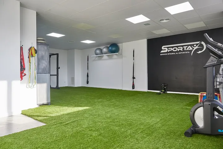 SPORTAX PLUS — Entrenamiento personal en la Cogullada, Terrassa