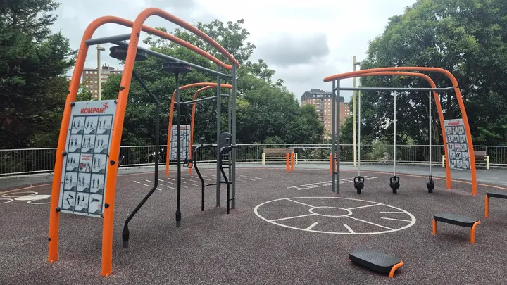 Parque de calistenia — calisthenics-studio en Santutxu, Bilbao — 3