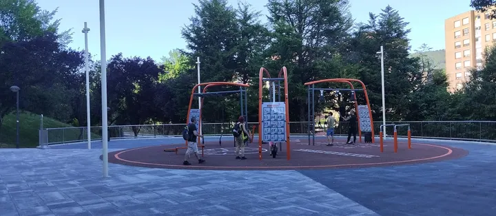 Parque de calistenia — calisthenics-studio en Bilbao — 4