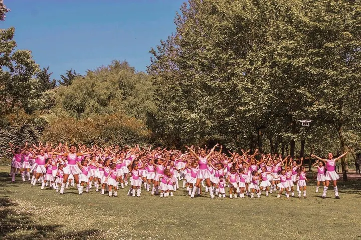 Love2Dance — Dança em Cedofeita, Porto