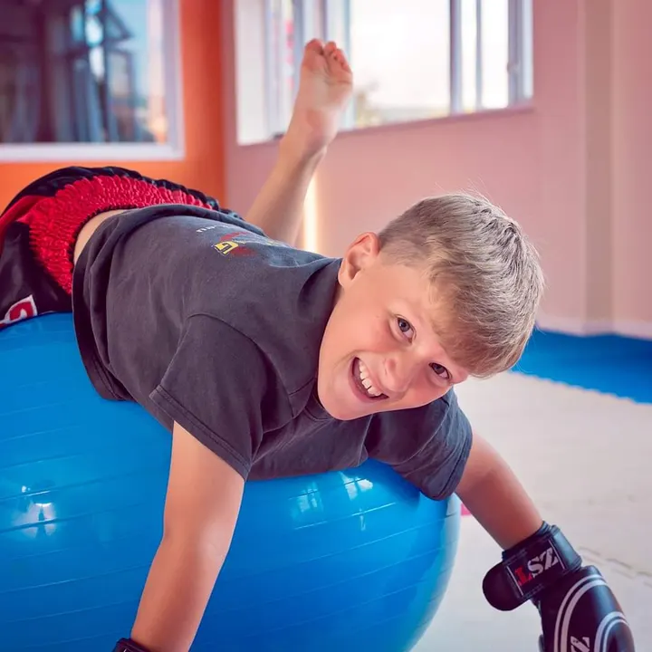 Fitness World — fitness studio in Weymouth — 4