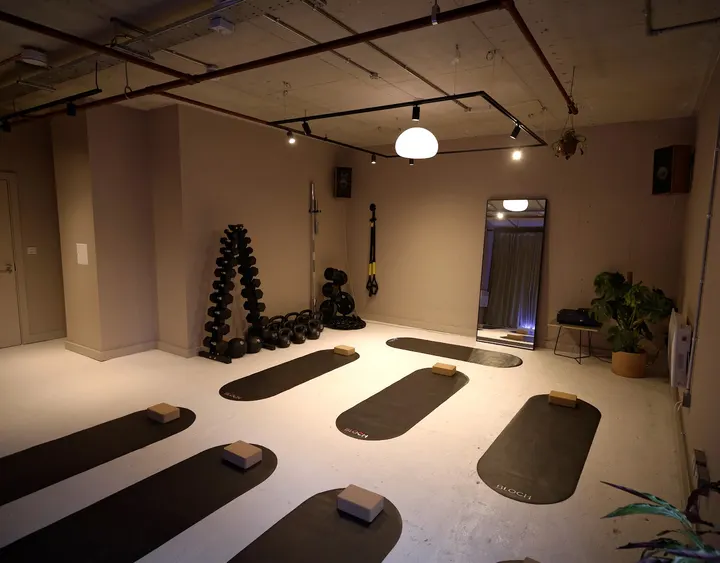 Mode Studio — Stretching in Deptford, London