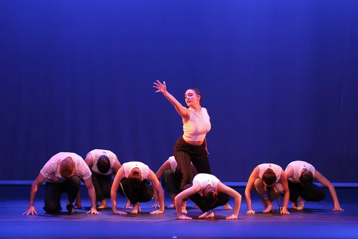 ESCOLA DE DANSA NEUS GARCIA — baile-studio en Horta-Guinardó, Barcelona — 3