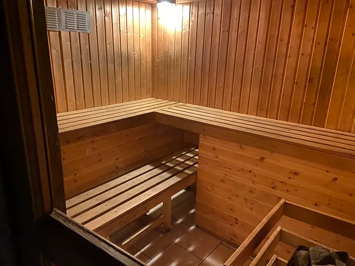 Glacier Health & Fitness Club — fitness studio in Washington — 3