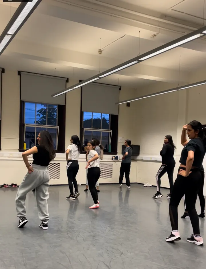BOLLYDANCE — dance-studio in London — 4