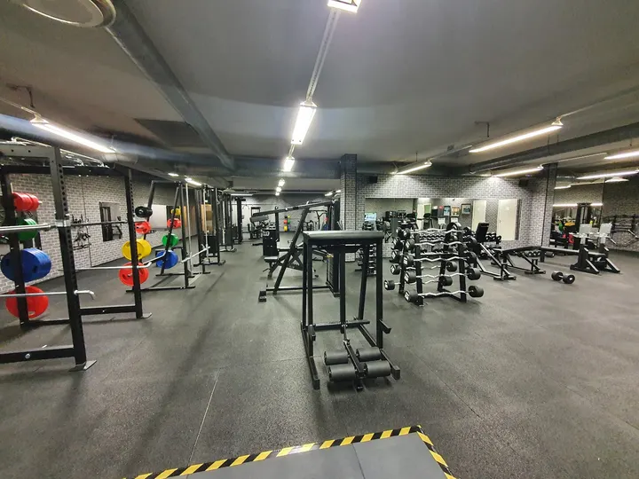 Punttiluola — voimaharjoittelu-studio – Kirri, Jyväskylä — 2