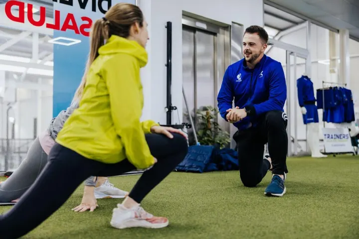 Trainers Marcos Navarro — pt studio-studio i Cartagena Casco, Cartagena