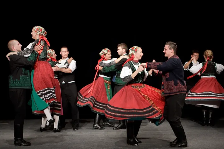 Regös e.V. — Tanz in Oberföhring, München
