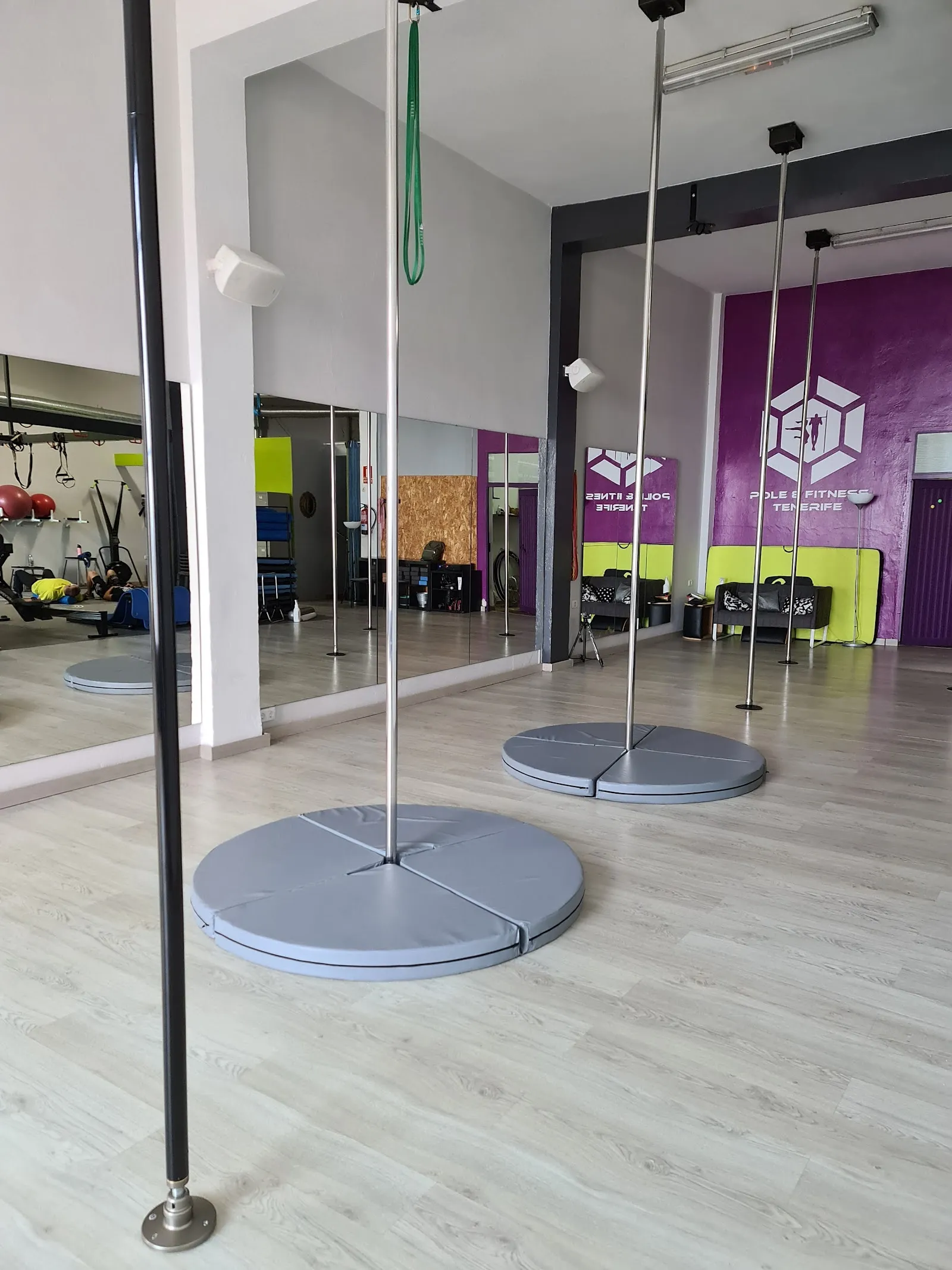 Templo pole & fitness Tenerife — estudio de fitness-studio en Sta Úrsula — 3