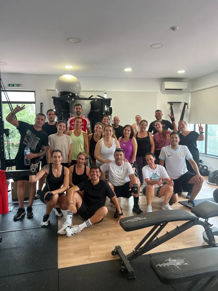 Give it All - Spot Training — treino funcional-studio em Praia da Rocha, Portimão — 2