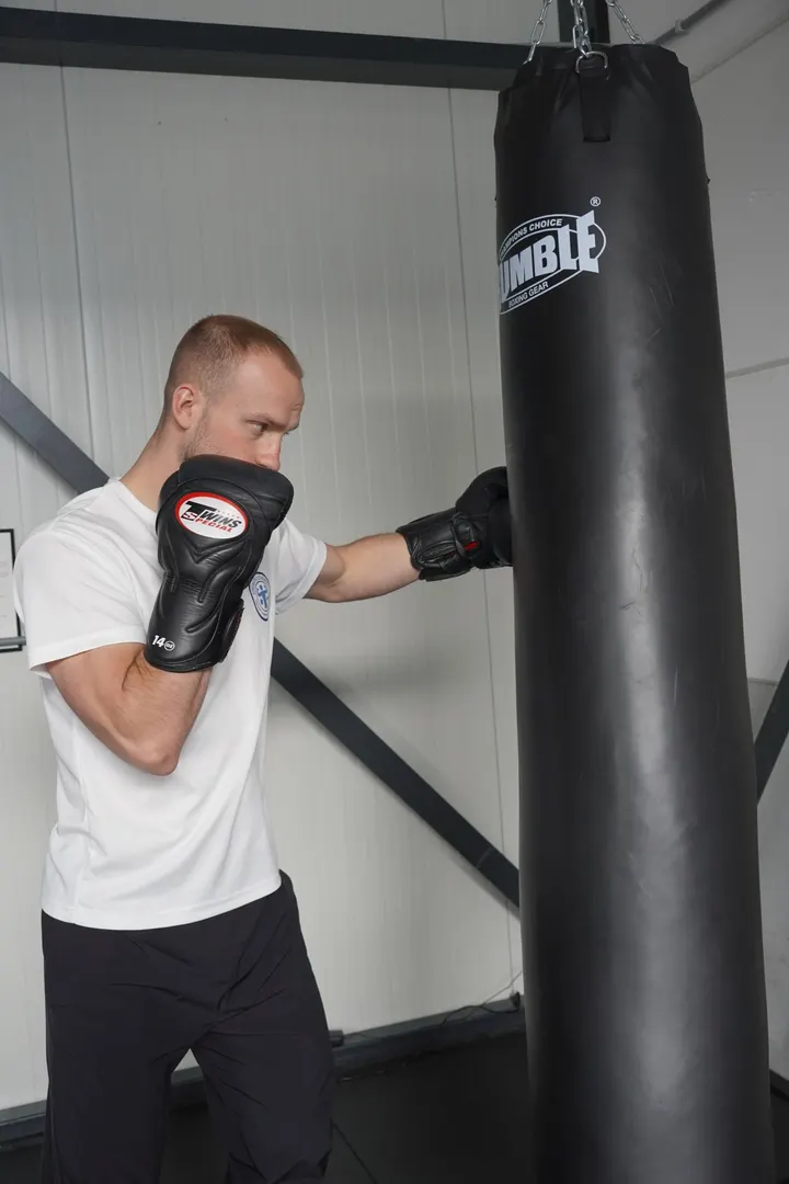 VZ Coaching Kickboksen — Vechtsport in Bedrijventerrein Vathorst, Amersfoort