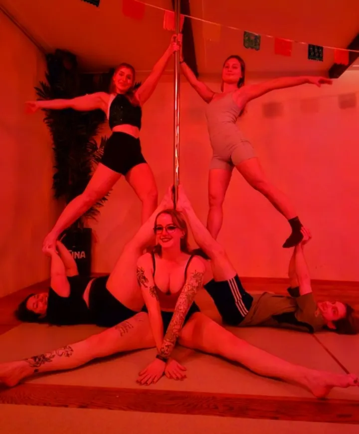 Loïs' Poledance Academy — pole fitness-studio in Enschede — 6