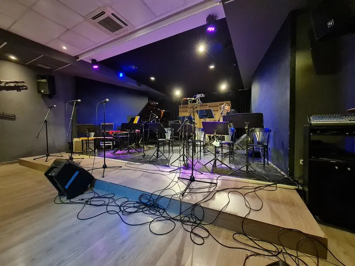 Clasijazz — baile-studio en Almería — 3