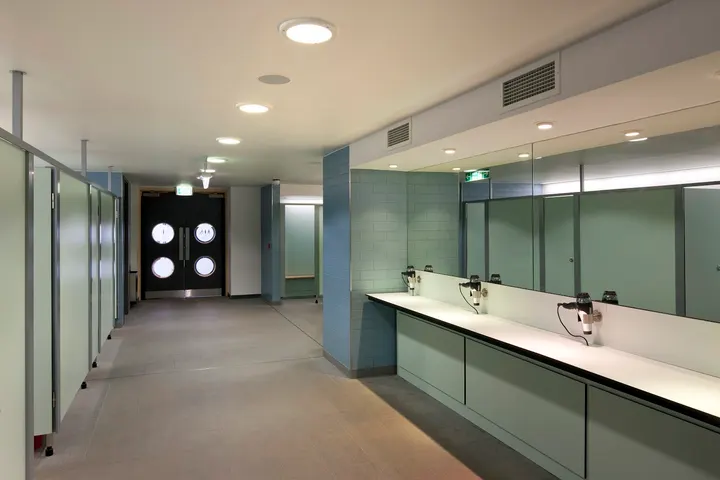 Hanworth Air Park Leisure Centre & Library — fitness studio in London — 3