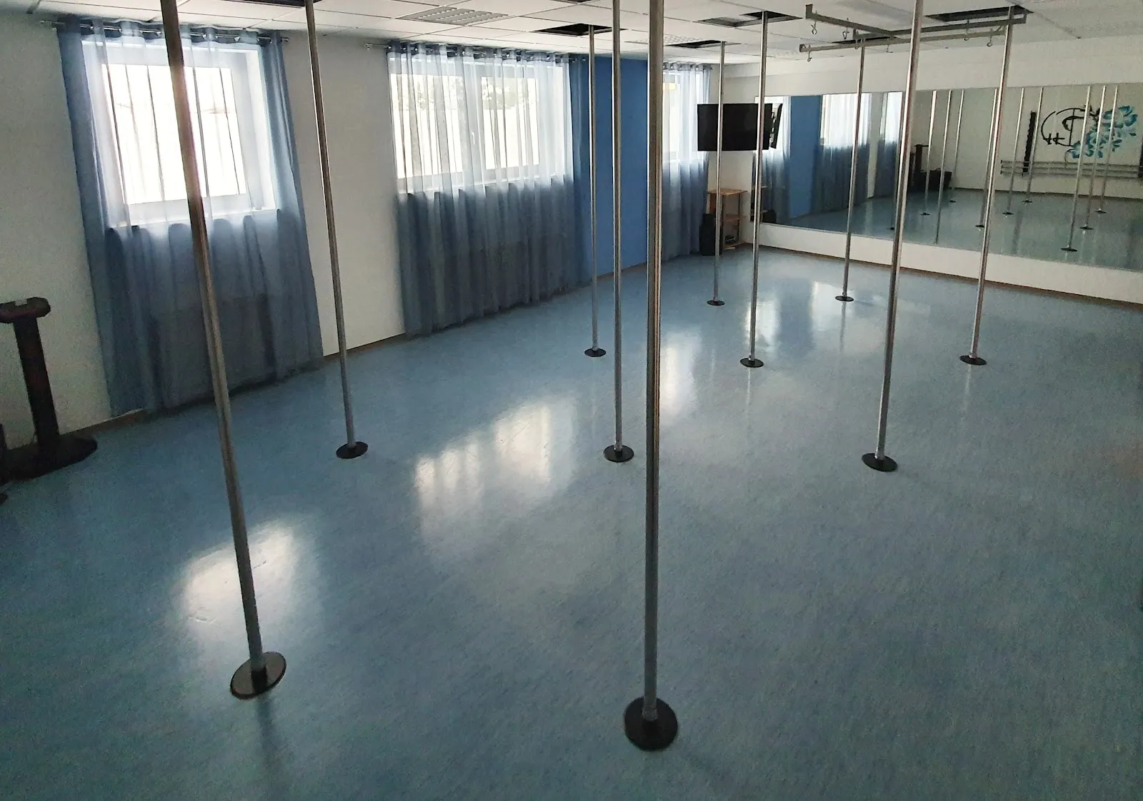 Pole Dance Academy — pole fitness-studio in Augsburg — 4