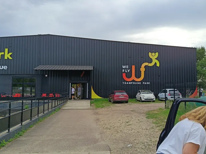 We fly Trampoline park — gymnastique-studio à Sotteville-lès-Rouen — 4