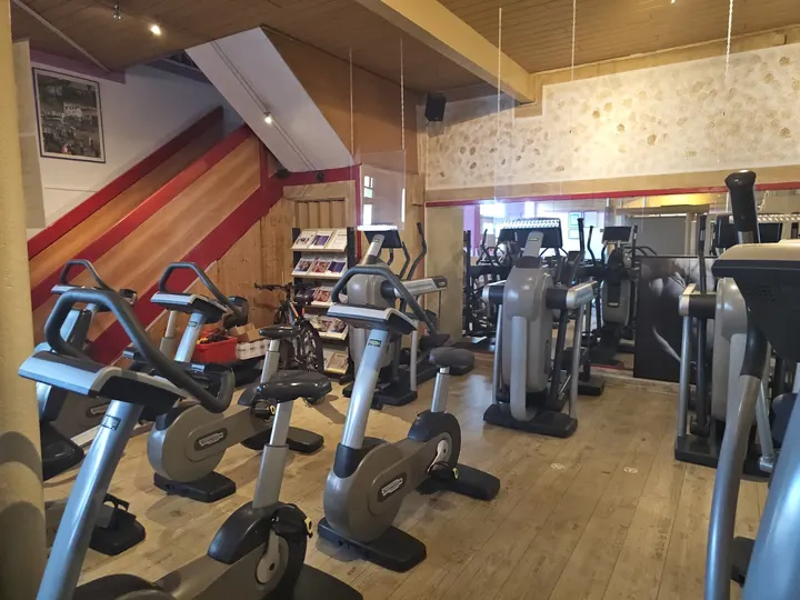 Top-fit Fitnessstudio — fitnessstudio in Nordstadt, Velbert — 3