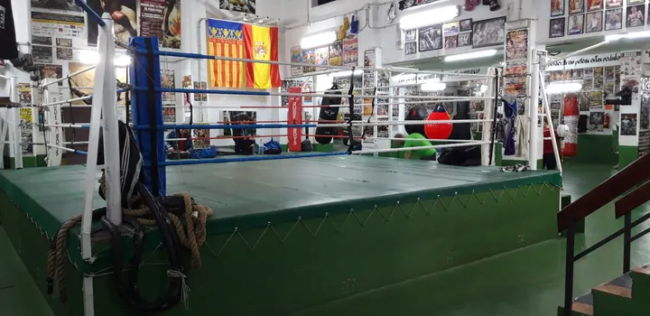 TSUBOXTEAM (Club Boxeo San Cristóbal) — artes marciales-studio en Valencia — 4