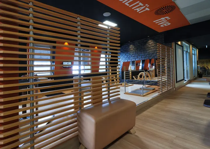 Cosmos Fitness - Stadtbergen — fitnessstudio in Virchow-Viertel, Stadtbergen-Virchow-Viertel — 3