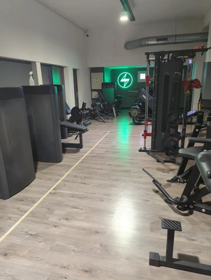 SPARK BODY FIT Venelles — Salle de fitness à Venelles