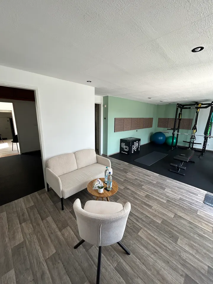 Max Fischl Personal Training Studio: Abnehmen und Schmerzen los werden (Fitnessstudio) — PT-Studio in Schwabelweis, Regensburg
