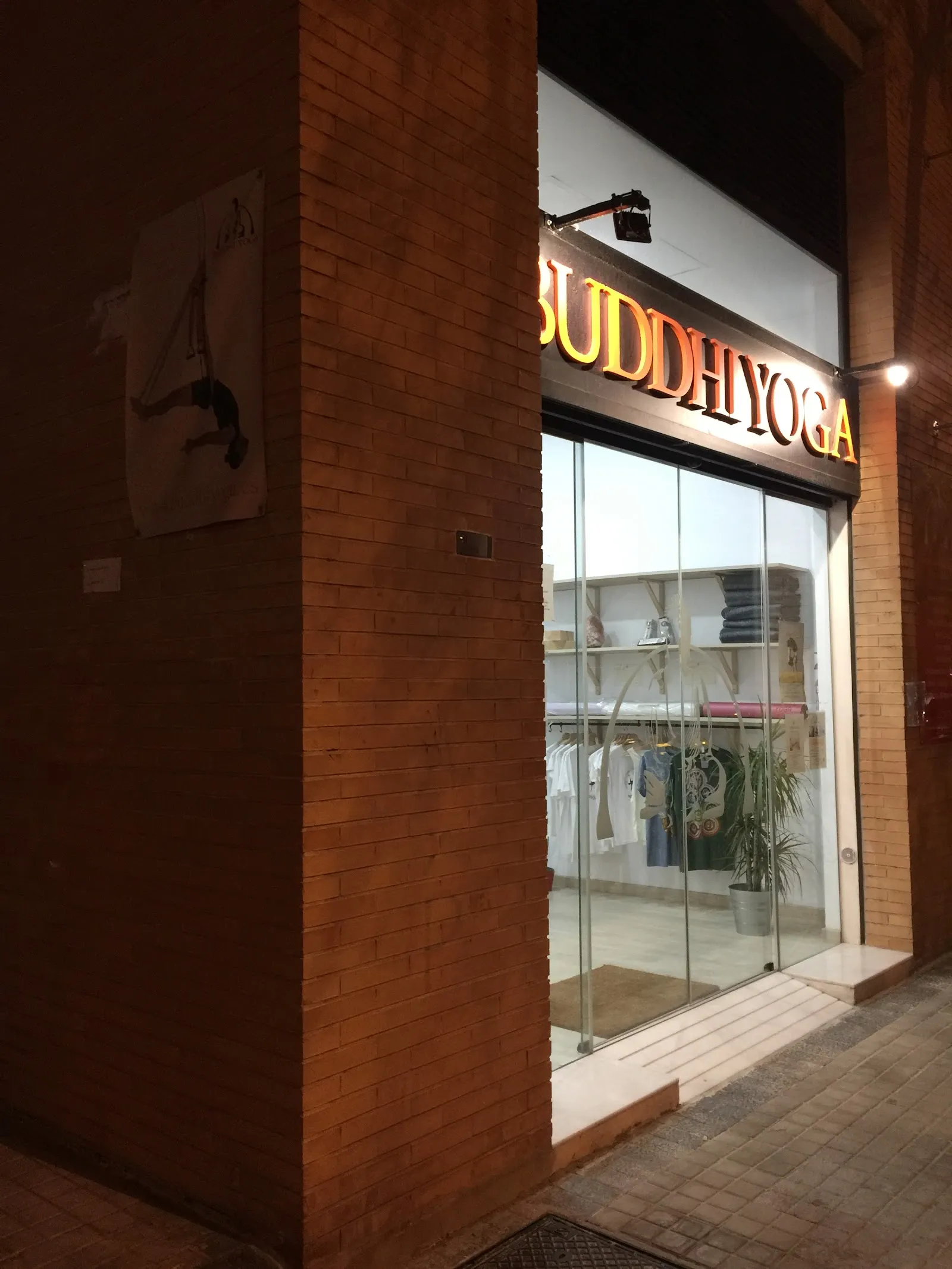 Yoga Vaidikadharma — yoga-studio en Aldaia — 2