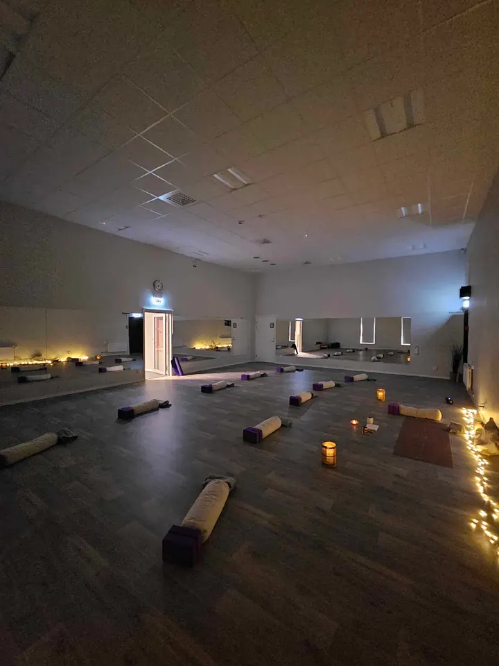 sunmoonyoga — yoga-studio i Ekeby, Kumla — 3