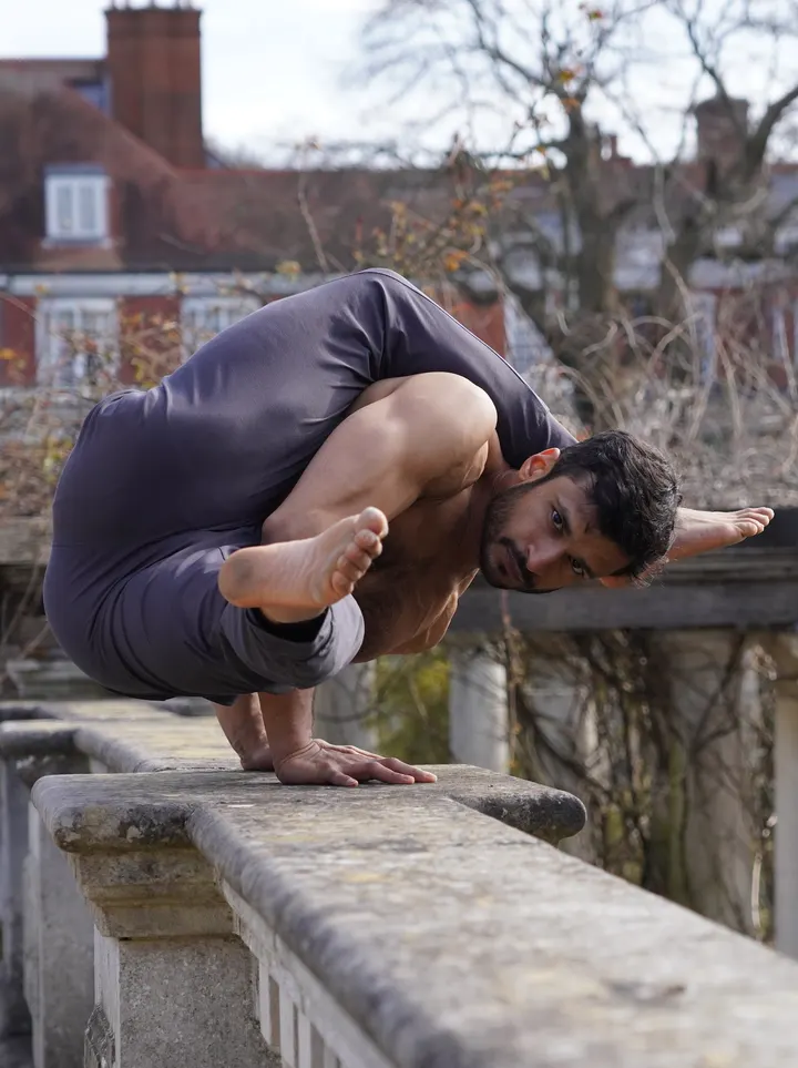 Ammar Bass Yoga — Meditation in Dollis Hill, London