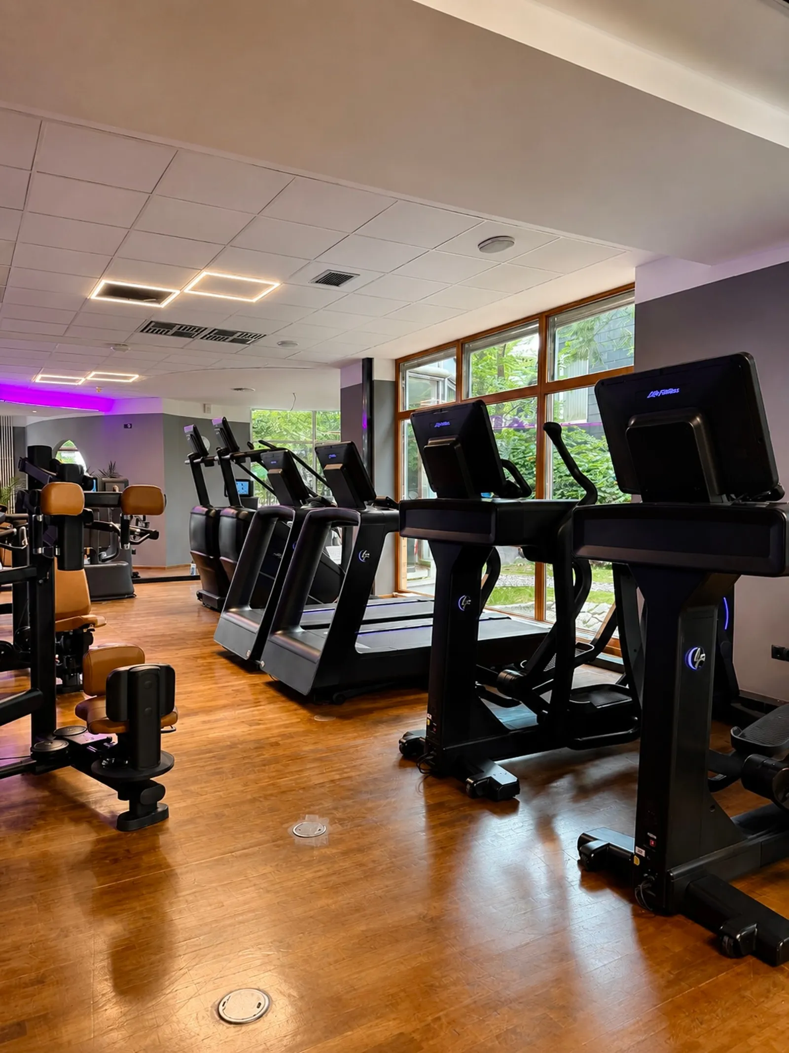 Sports Club Hamburg Volksdorf — träningsstudio i Hamburg — 3
