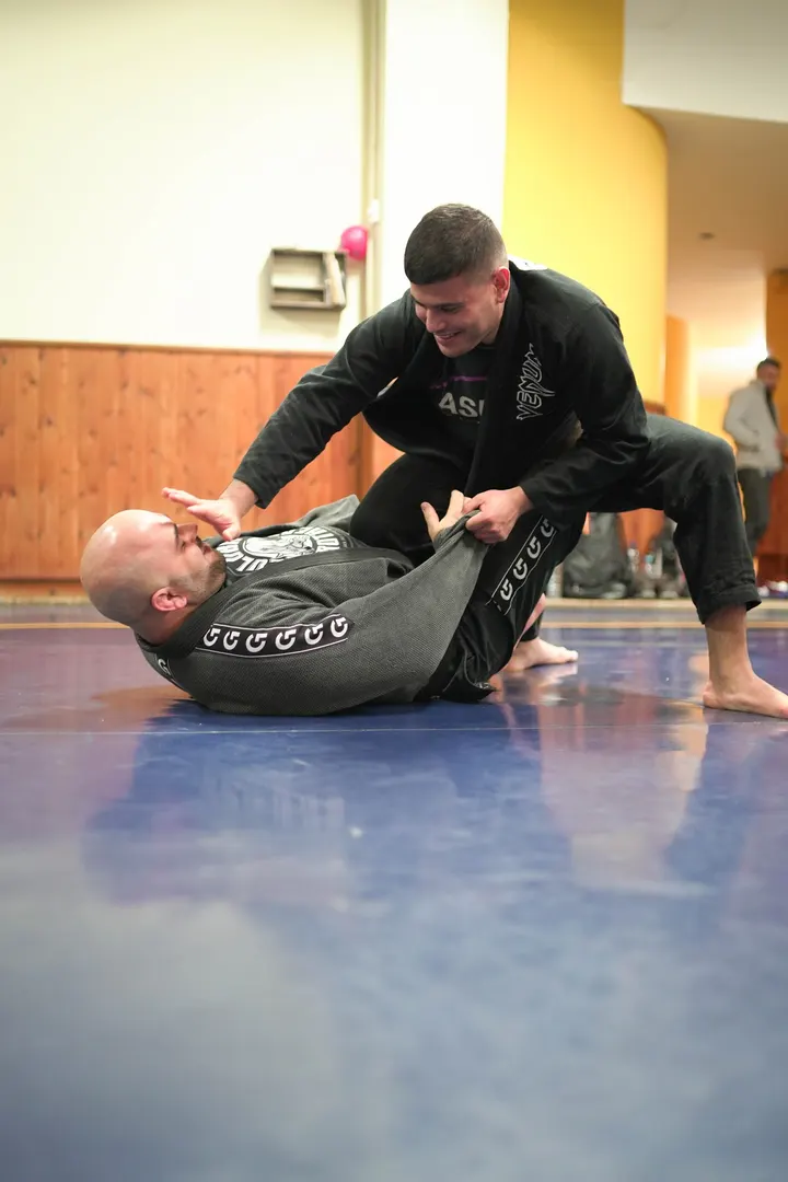 Sennin jiu-jitsu Valencia — artes marciales-studio en Valencia — 5