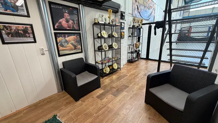 Team cadena jiu jitsu y MMA Salamanca — BJJ en Montalvo, Salamanca