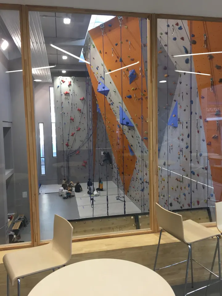 BOU’D'BROUSSE — escalade-studio à Centre-Ville, Lille — 2
