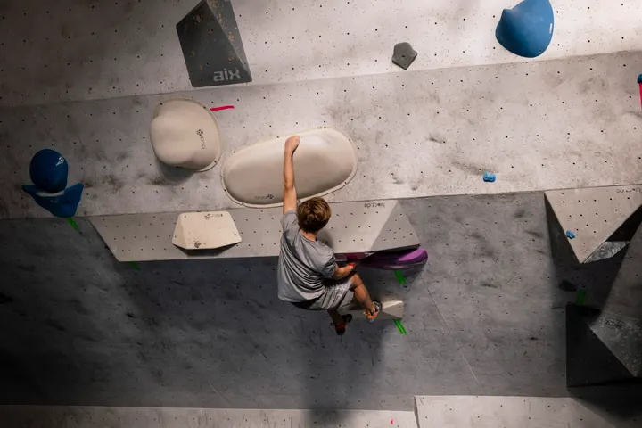 Climbing District Building One — climbing-studio in London — 3