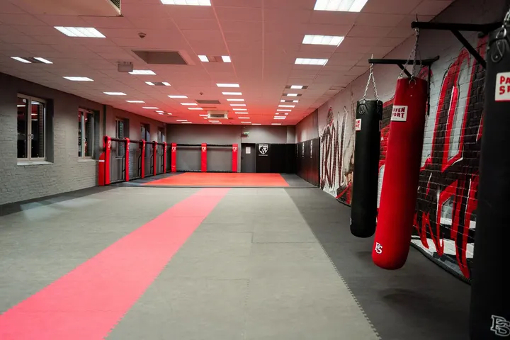 The Iron Gym Unter-Beberich — fitnessstudio in Viersen — 3
