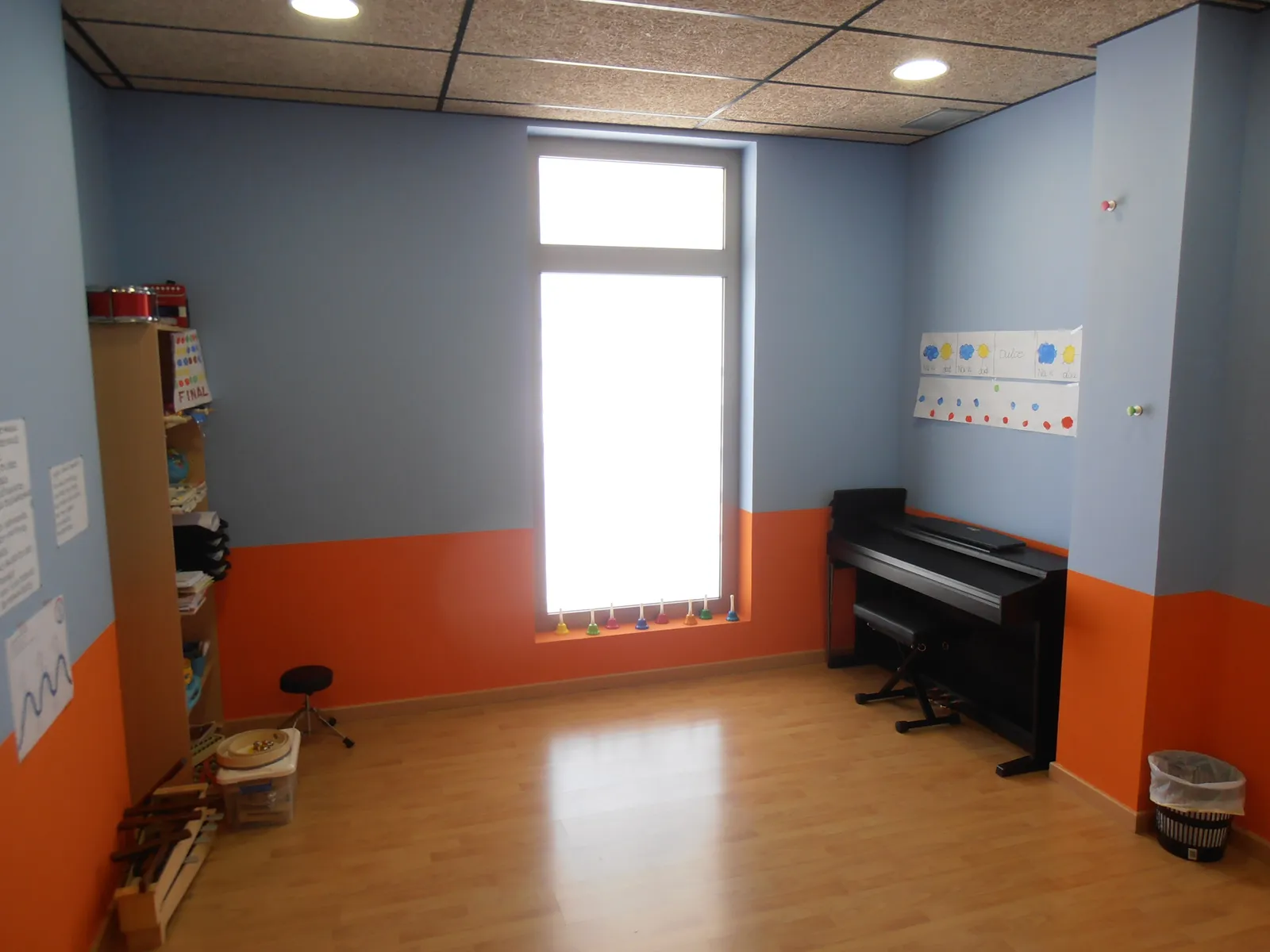 Academia De Musica Y Danza — dans-studio i Zaragoza — bild 3