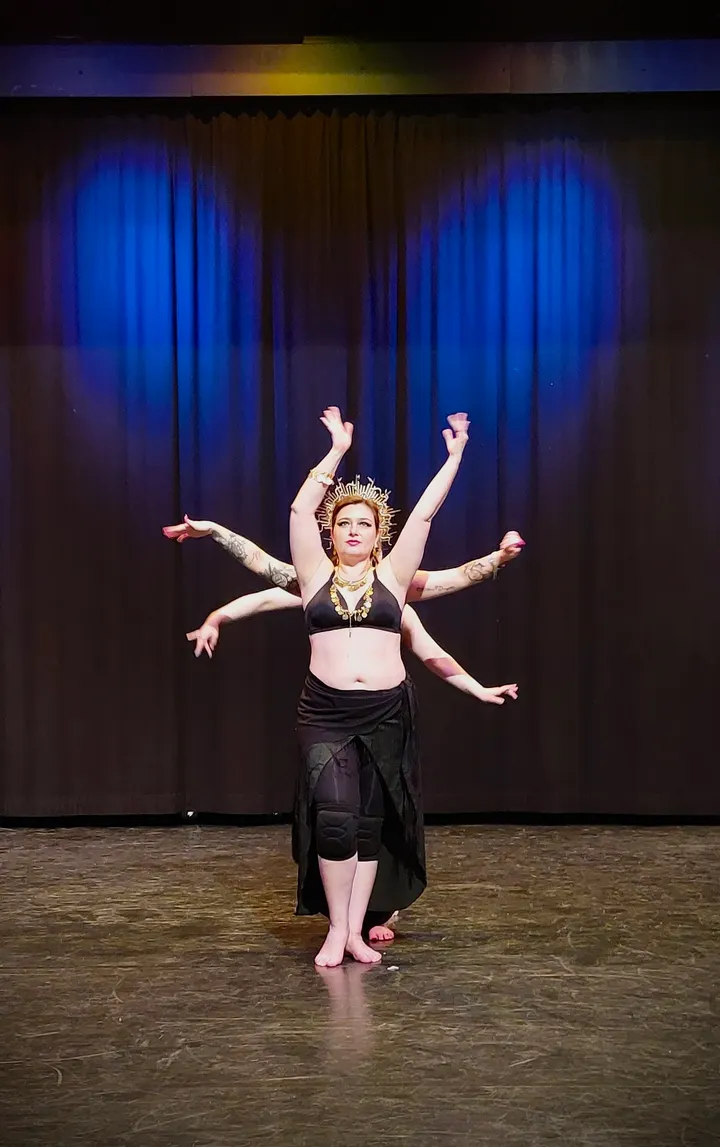 Belly Dance Studio Fanny Delesham — tanssi-studio – Helsinki — 5