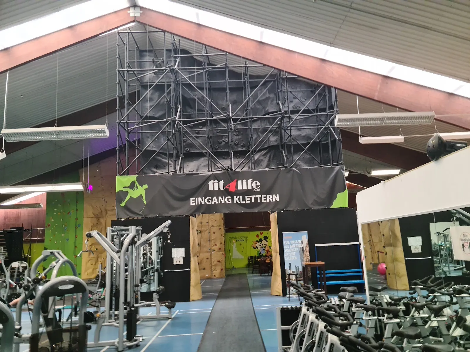 Fit4Life GmbH — fitnessstudio in Neudorf-Süd, Duisburg — 2