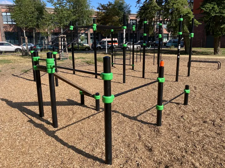 Calisthenics Park — Calisthenics in Hakenfelde, Berlin