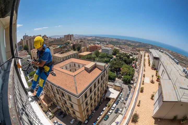 Acrobatica Aerea — ginnastica-studio a Biddanoa/Villanova, Cagliari — 2