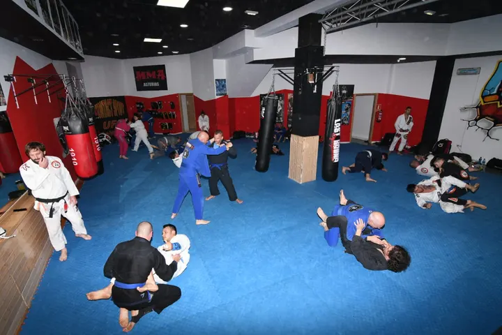 Kontact Sport — mma-studio en Oviedo — 4