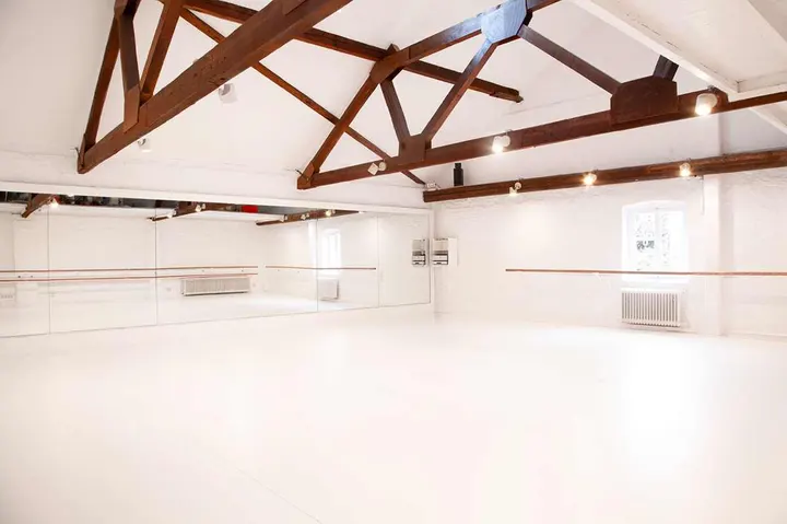 Ballettschule Niederkassel »ladanse« — tanz-studio in Düsseldorf — 3