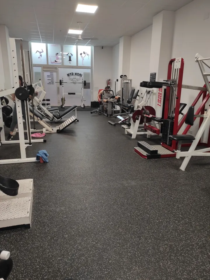 Iron Gym — estudio de fitness-studio en Las Gaunas, Logroño — 2