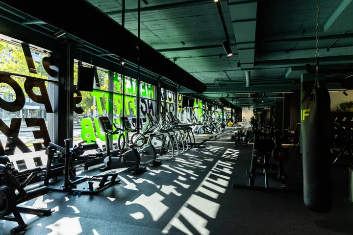 Health First Club Eindhoven — Sportschool in Stratum, Eindhoven